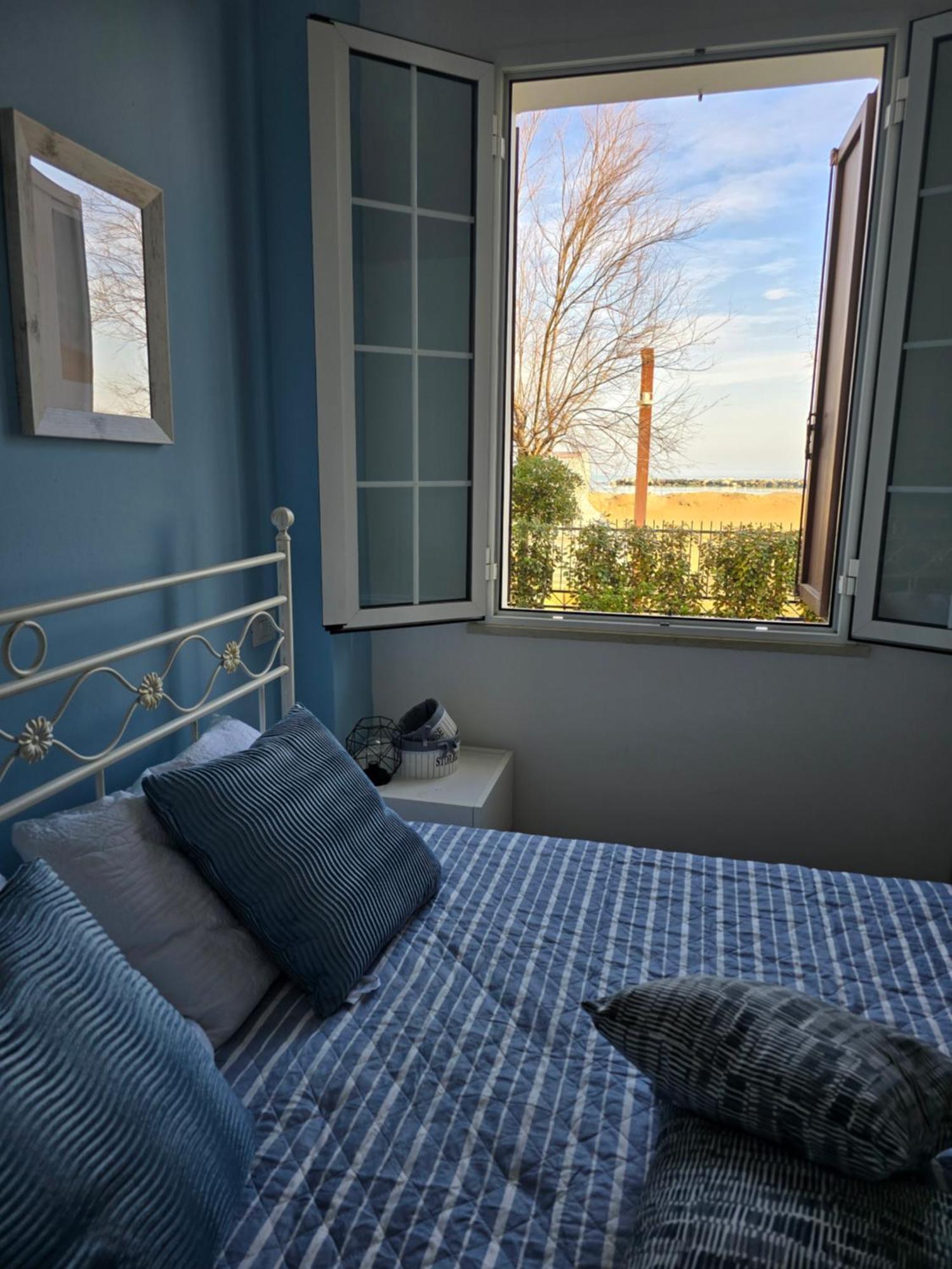 Villa Dolcevita Белариа-Игеа Марина Екстериор снимка