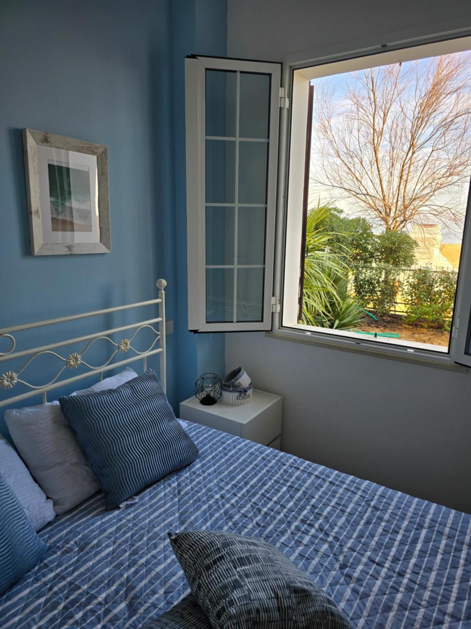 Villa Dolcevita Белариа-Игеа Марина Екстериор снимка